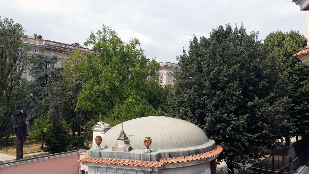 L'Insolita Reggia Caserta Ngoại thất bức ảnh