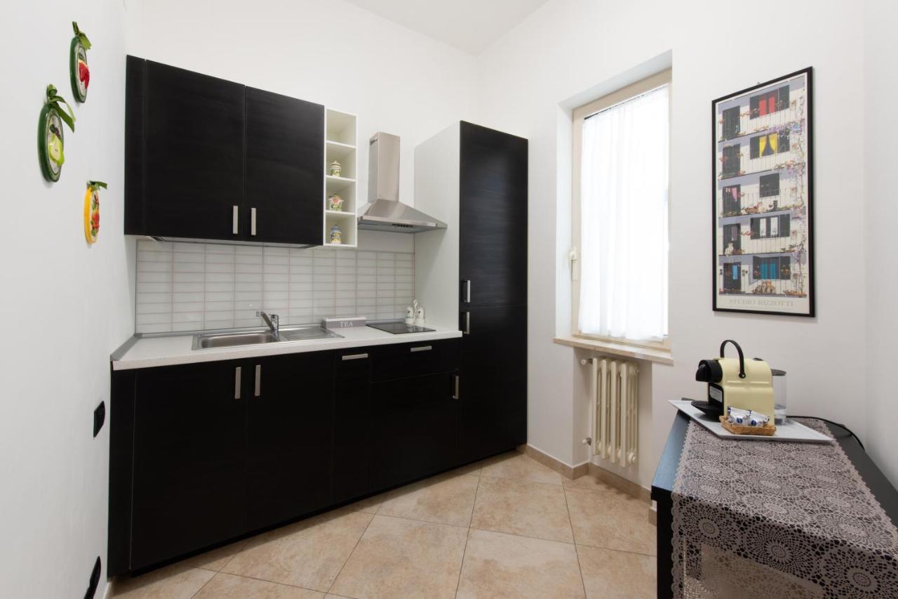 L'Insolita Reggia Caserta Ngoại thất bức ảnh