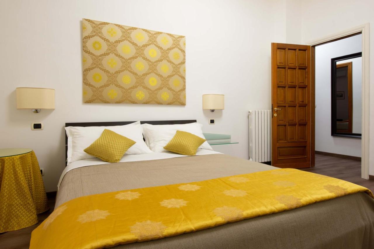 L'Insolita Reggia Caserta Ngoại thất bức ảnh